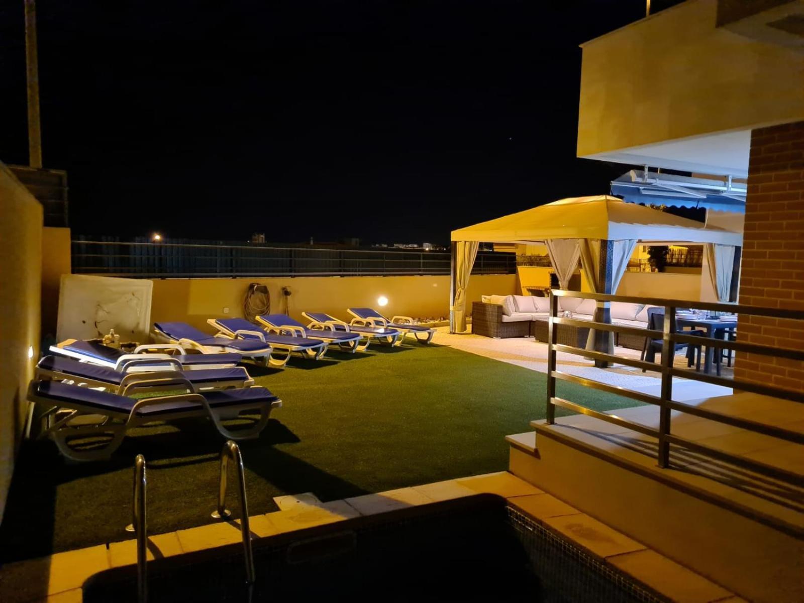 Stunning Villa With Pool Albufeira Oda fotoğraf